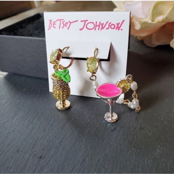 🩷 Betsey Johnson Island Cocktail Mismatched Margaritas Dangle Earrings 🩷 - Picture 6 of 8